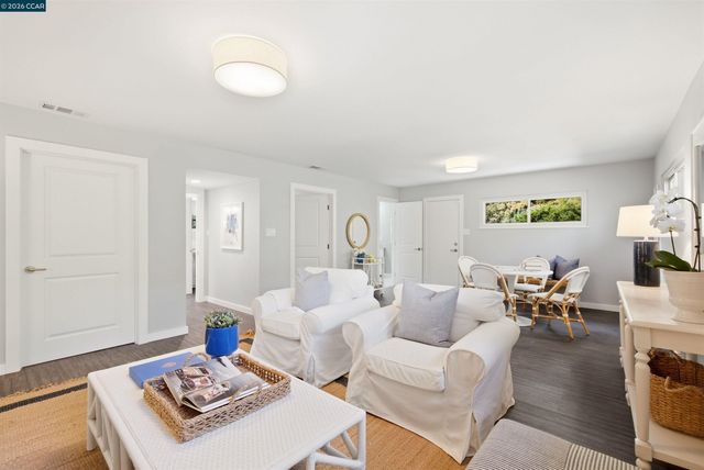 57 Lombardy Ln, Orinda, CA 94563
