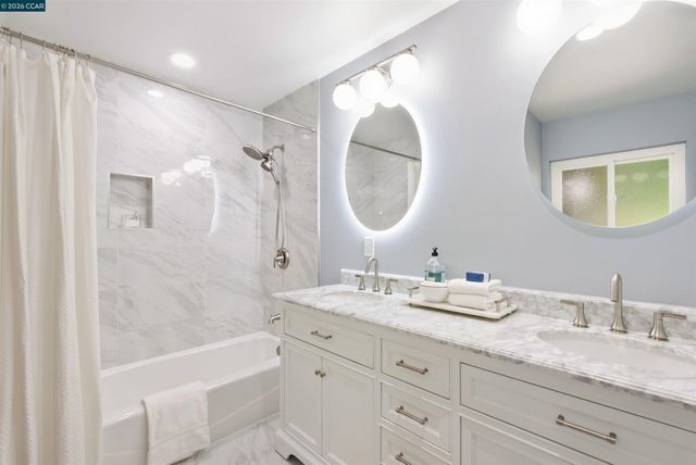 57 Lombardy Ln, Orinda, CA 94563