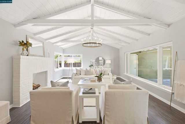 57 Lombardy Ln, Orinda, CA 94563