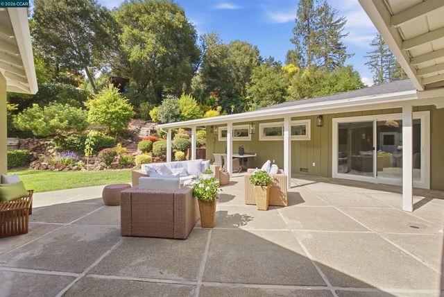 57 Lombardy Ln, Orinda, CA 94563