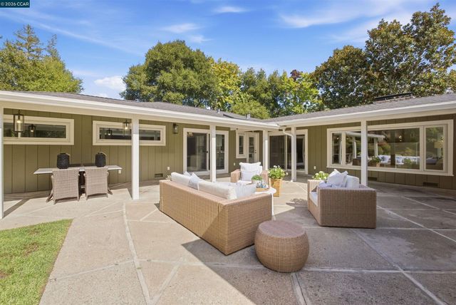 57 Lombardy Ln, Orinda, CA 94563