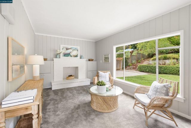 57 Lombardy Ln, Orinda, CA 94563