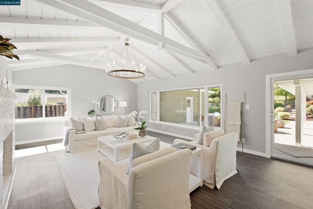 57 Lombardy Ln, Orinda, CA 94563