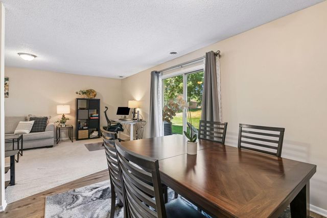 6260 Magda Drive B, Maple Grove, MN 55369