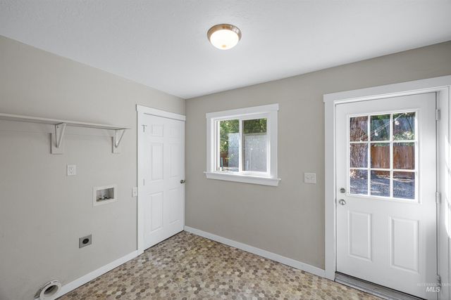 3301 N 39th St, Boise, ID 83703