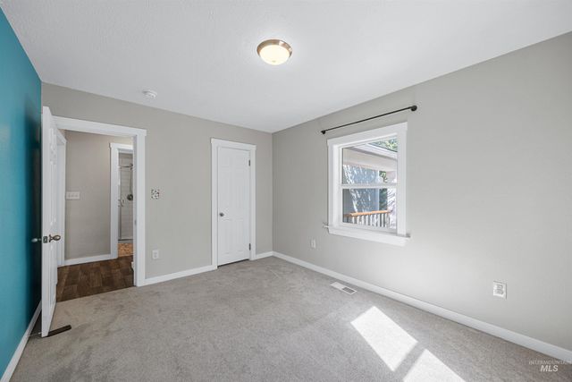 3301 N 39th St, Boise, ID 83703
