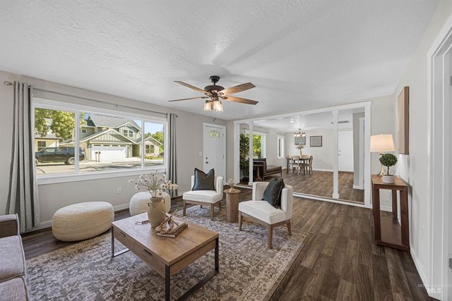 3301 N 39th St, Boise, ID 83703