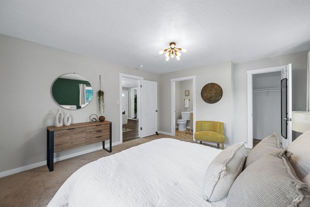 3301 N 39th St, Boise, ID 83703