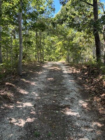 25 Cemetery Road, Wellfleet, MA 02667