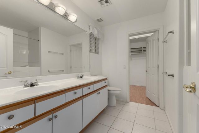 1362 E CHERRY HILLS Drive, Chandler, AZ 85249