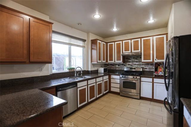 1356 Comfrey Leaf Drive, Beaumont, CA 92223