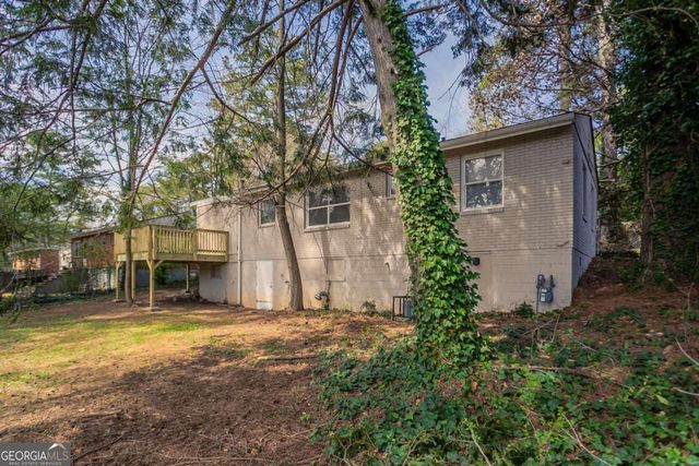 3425 Longleaf Drive, Decatur, GA 30032