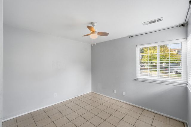 811 E Trinidad Avenue, Visalia, CA 93292