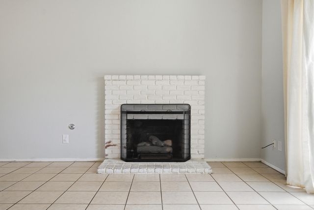 811 E Trinidad Avenue, Visalia, CA 93292