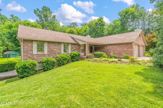 7902 Bell Campground Rd, Powell, TN 37849