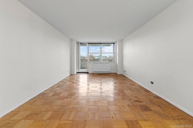 4140 Union Street 6R, Flushing, NY 11355