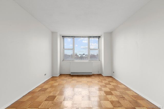 4140 Union Street 6R, Flushing, NY 11355