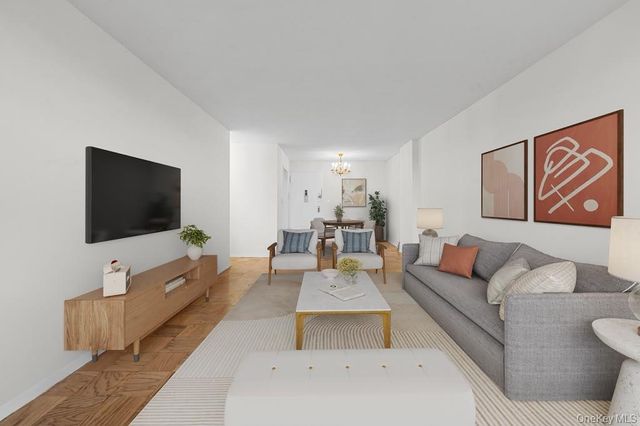 4140 Union Street 6R, Flushing, NY 11355