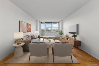 4140 Union Street 6R, Flushing, NY 11355