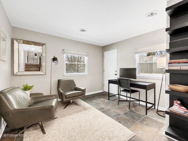 742 W Chestnut Street, Hinsdale, IL 60521