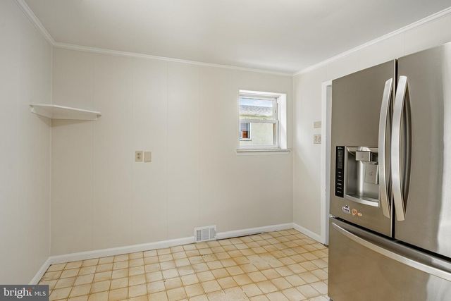 147 WYNDMOOR RD, Havertown, PA 19083