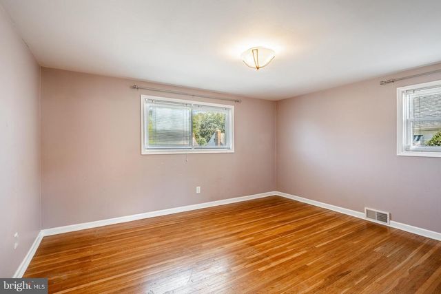 147 WYNDMOOR RD, Havertown, PA 19083