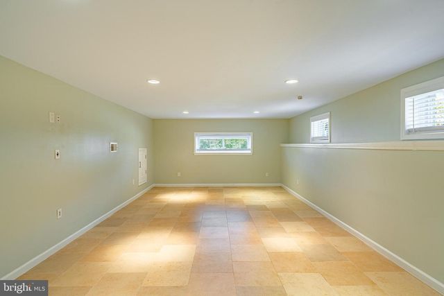 147 WYNDMOOR RD, Havertown, PA 19083