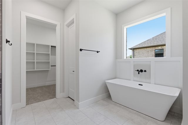 713 Anne Road, Van Alstyne, TX 75495