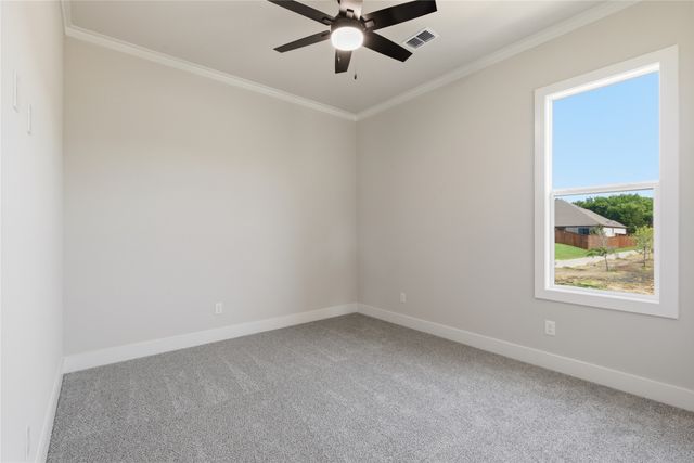 713 Anne Road, Van Alstyne, TX 75495