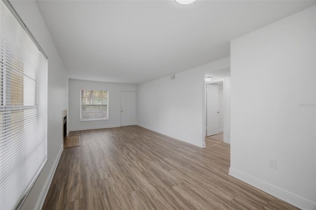 14315 HANGING MOSS CIRCLE 101, Tampa, FL 33613