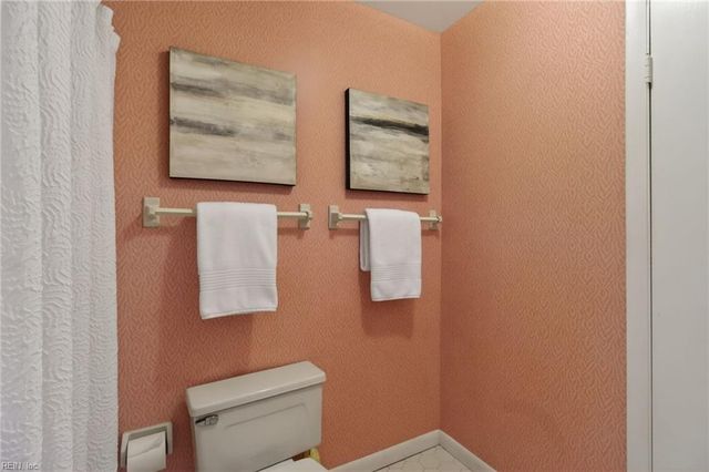 3925 Ocean Cut LN, Virginia Beach, VA 23451