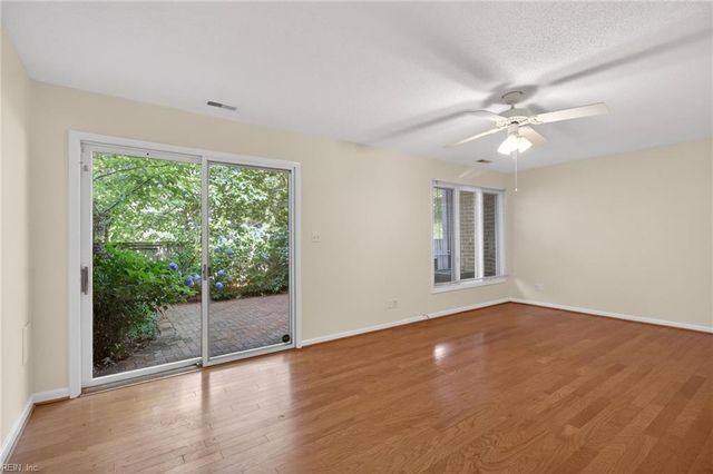 3925 Ocean Cut LN, Virginia Beach, VA 23451