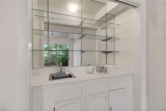 3925 Ocean Cut LN, Virginia Beach, VA 23451
