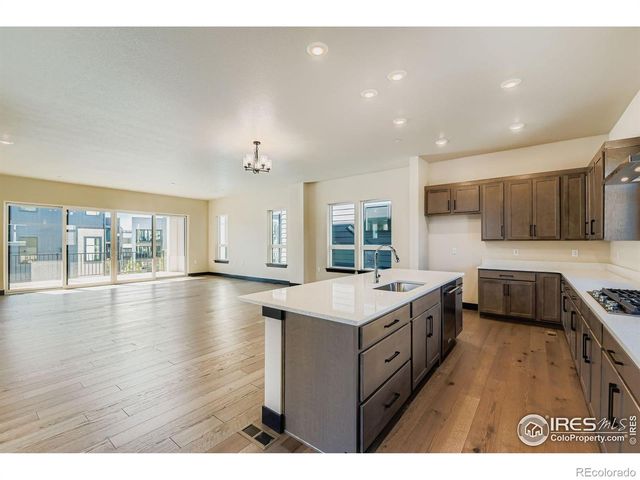 1768 Peak Loop, Broomfield, CO 80023