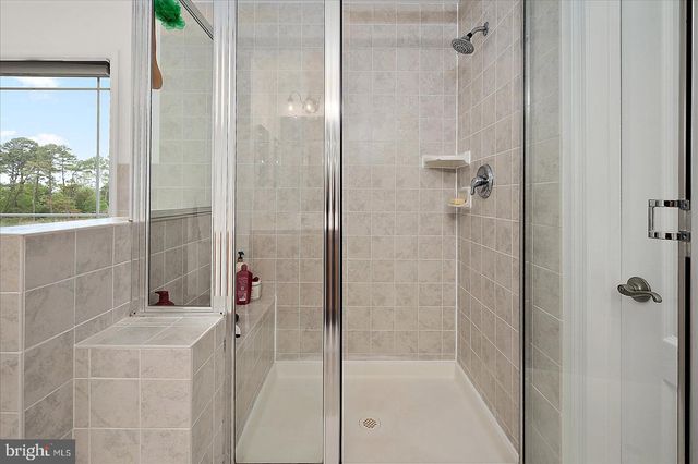 10317 QUARTER DECK LN, Berlin, MD 21811