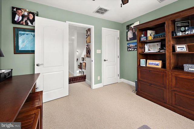 10317 QUARTER DECK LN, Berlin, MD 21811