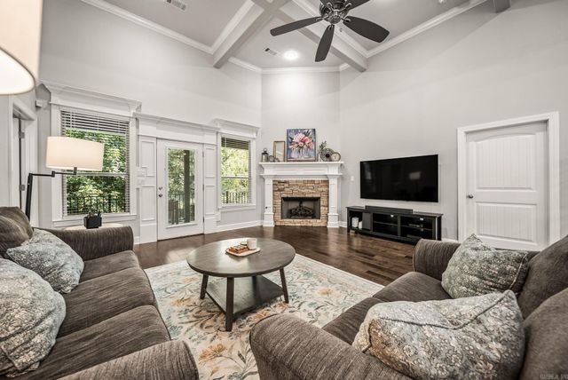 129 Cove Creek Court, Little Rock, AR 72223