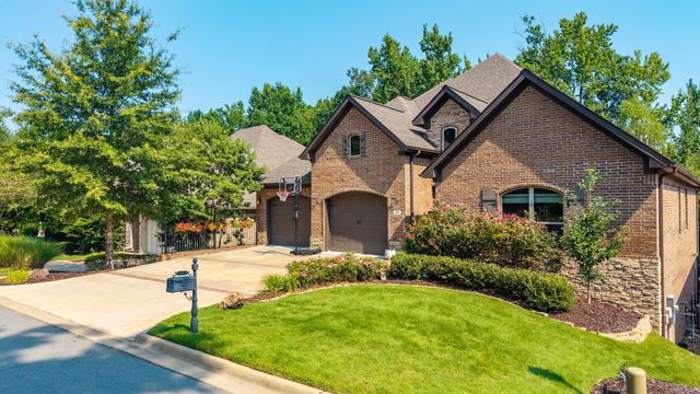 129 Cove Creek Court, Little Rock, AR 72223