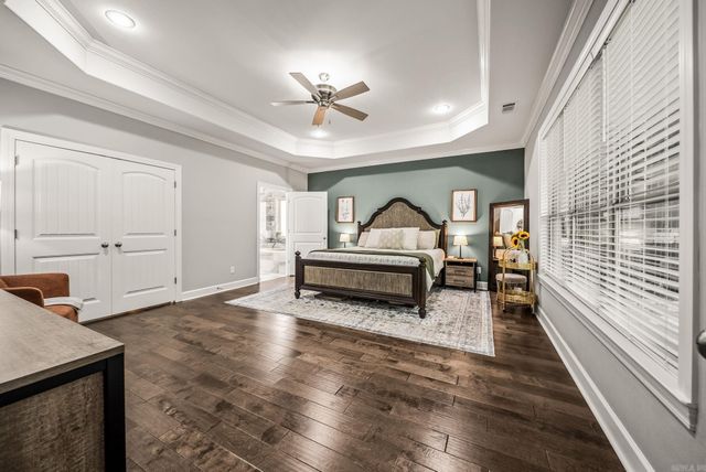 129 Cove Creek Court, Little Rock, AR 72223