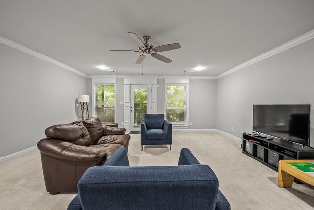 129 Cove Creek Court, Little Rock, AR 72223