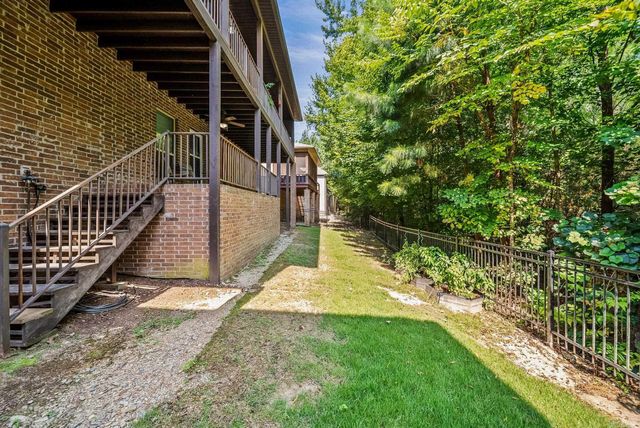 129 Cove Creek Court, Little Rock, AR 72223