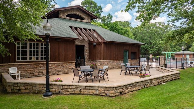 129 Cove Creek Court, Little Rock, AR 72223
