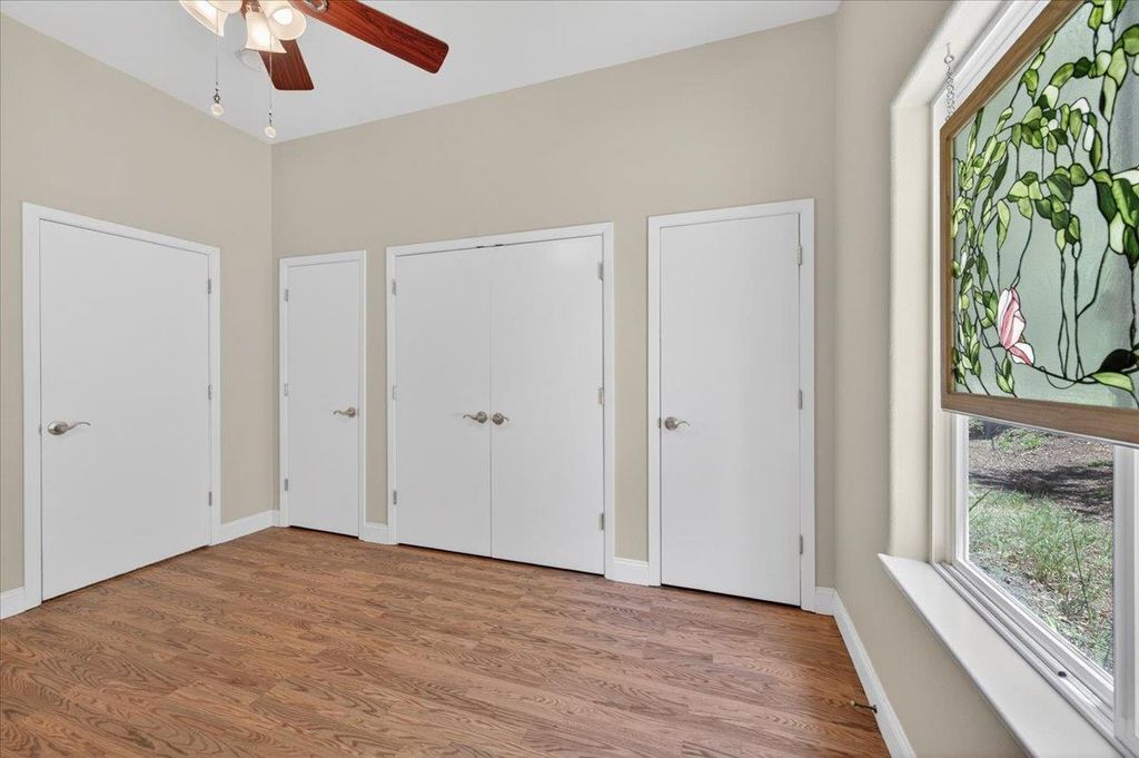 Image 16 of property listing at 28945 Bonneyview Road, Tollhouse, CA 93667