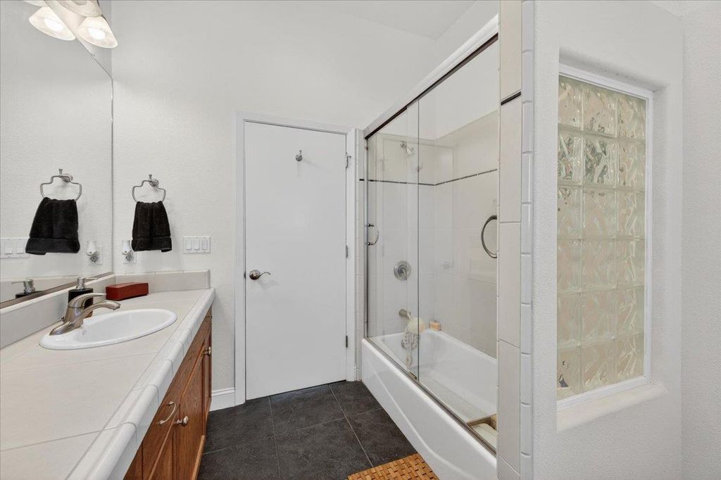 Image 18 of property listing at 28945 Bonneyview Road, Tollhouse, CA 93667