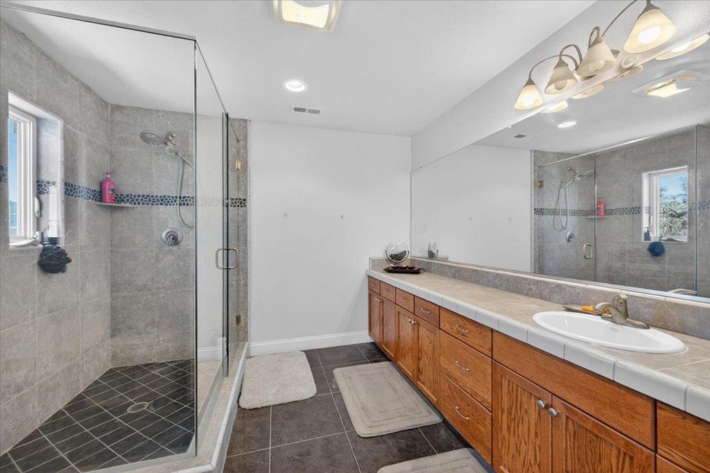 Image 31 of property listing at 28945 Bonneyview Road, Tollhouse, CA 93667