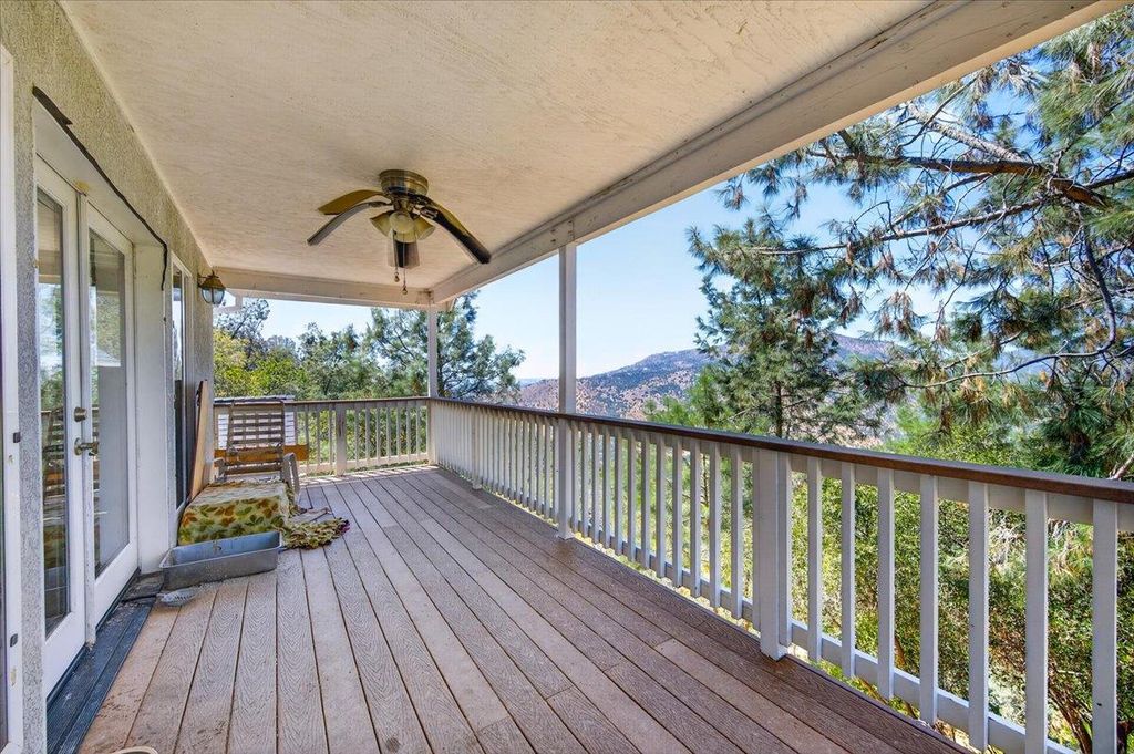 Image 34 of property listing at 28945 Bonneyview Road, Tollhouse, CA 93667