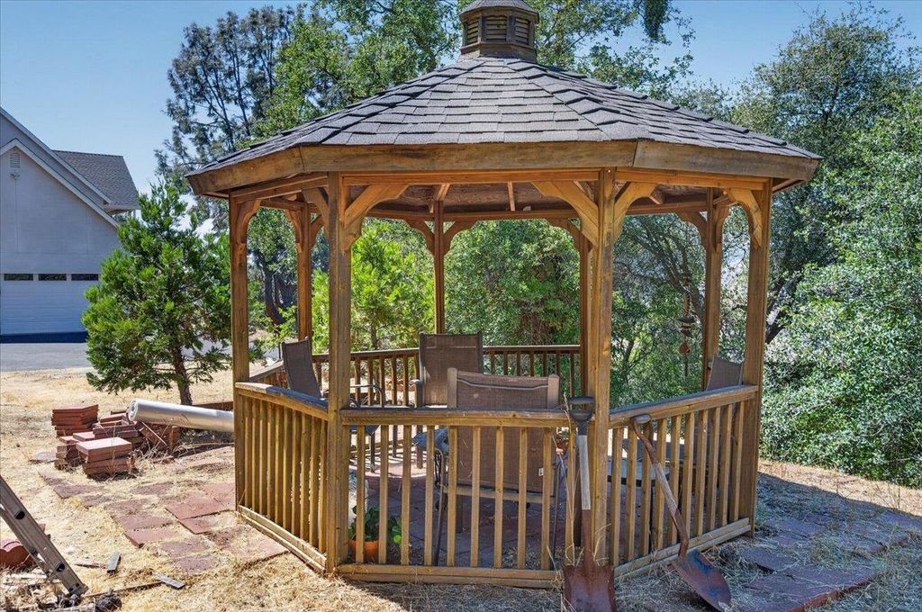 Image 42 of property listing at 28945 Bonneyview Road, Tollhouse, CA 93667