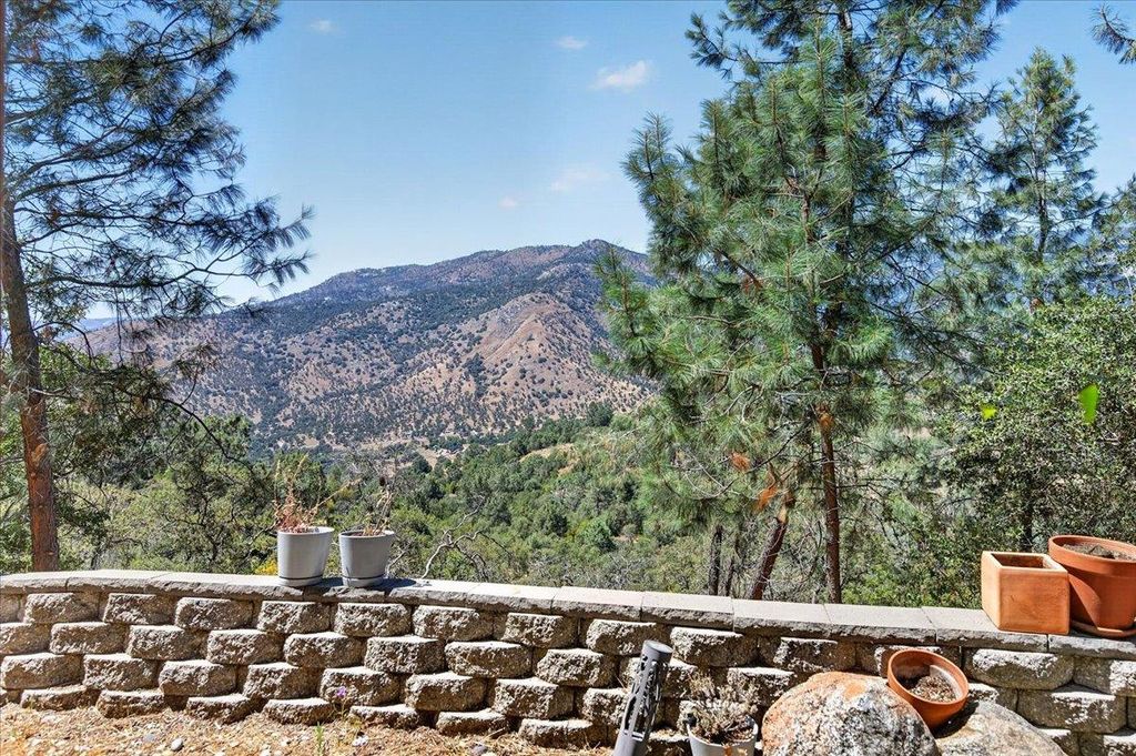 Image 51 of property listing at 28945 Bonneyview Road, Tollhouse, CA 93667