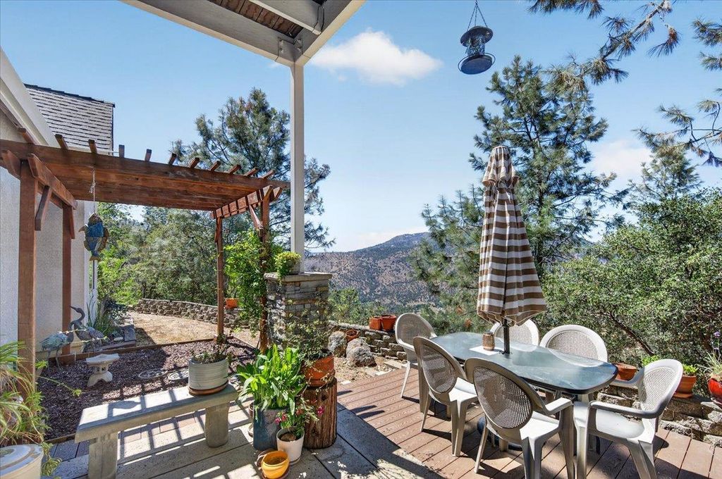 Image 52 of property listing at 28945 Bonneyview Road, Tollhouse, CA 93667