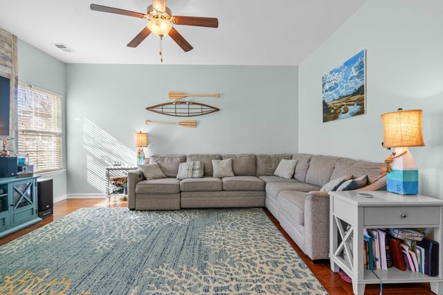 407 Forsythia Avenue, Summerville, SC 29483